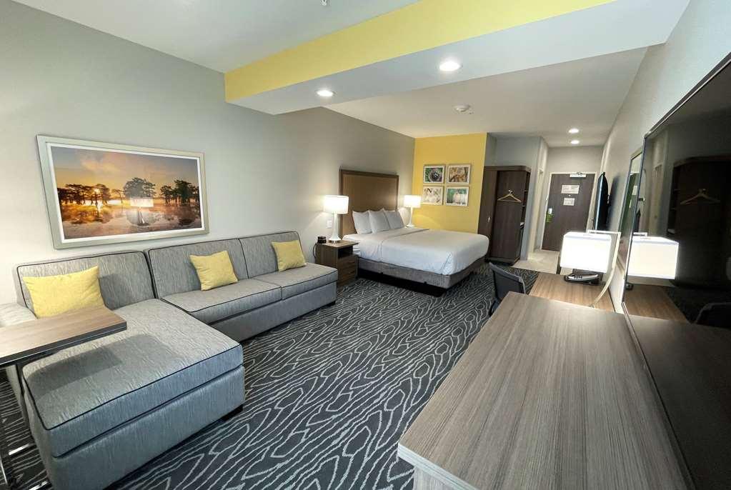 La Quinta Inn & Suites By Wyndham فالدوستا الغرفة الصورة