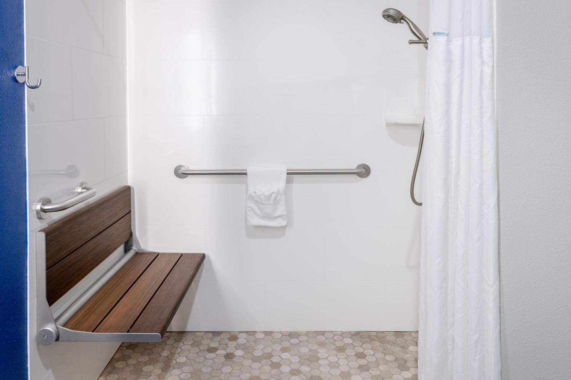 La Quinta Inn & Suites By Wyndham فالدوستا المظهر الخارجي الصورة