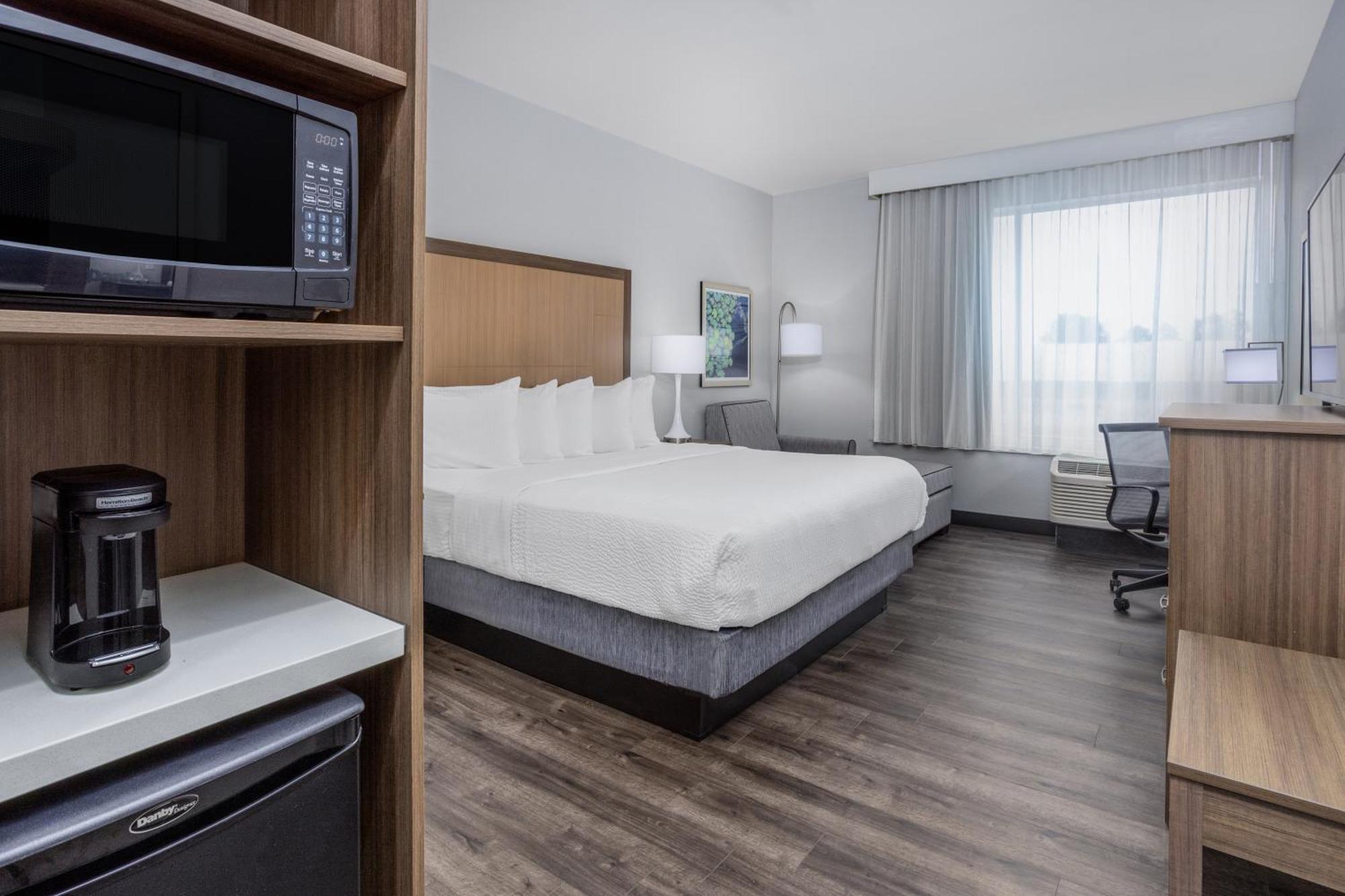 La Quinta Inn & Suites By Wyndham فالدوستا المظهر الخارجي الصورة